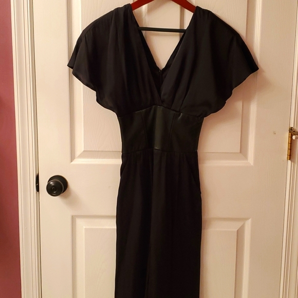 NEW BEBE Black Satin & Faux Leather Jumpsuit Size XXS - Picture 5 of 15